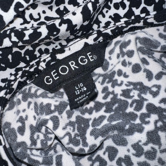 George- Black & White Abstract Animal Print Stretch Dress - Picture 5 of 5
